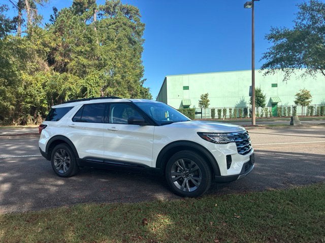 2026 Ford Explorer ACTIVE SUV Slide