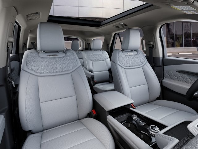 2027 Ford Explorer PLATINUM SUV Slide 8