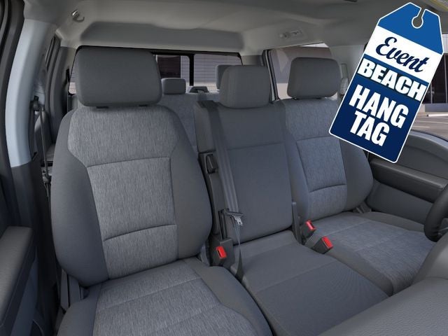 2026 Ford F-250SD XL Crew Cab Pickup Slide 8