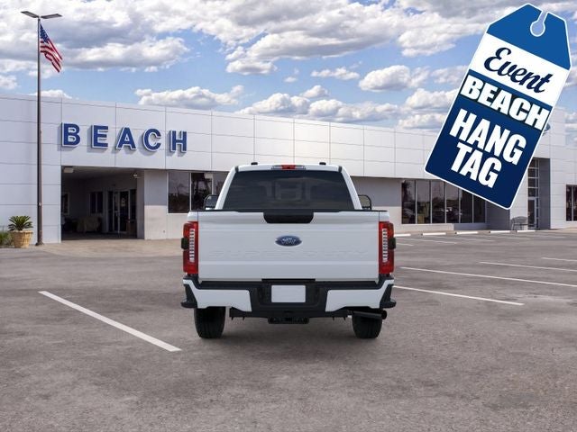 2026 Ford F-250SD XL Crew Cab Pickup Slide 4