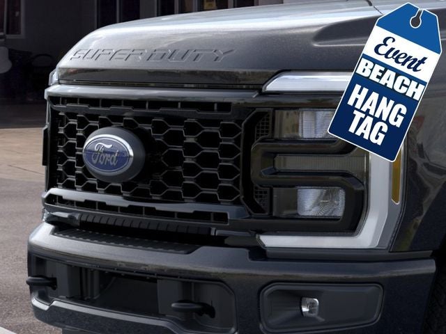 2026 Ford F-250SD XL Crew Cab Pickup Slide 15