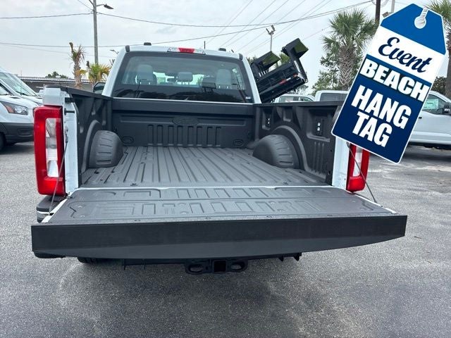 2026 Ford F-250SD XL Crew Cab Pickup Slide 18