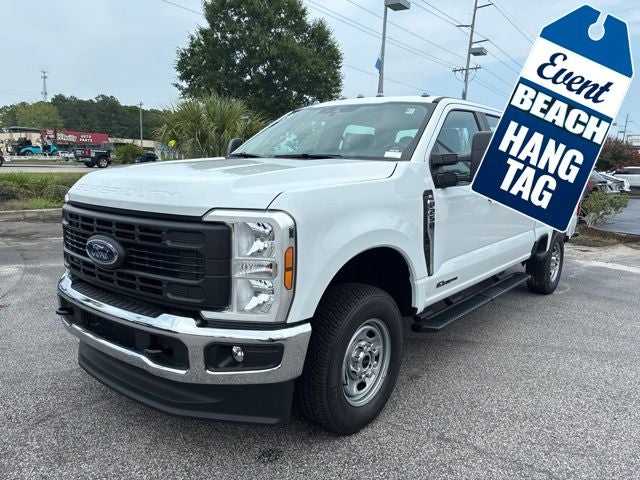 2026 Ford F-250SD XL Crew Cab Pickup Slide 5
