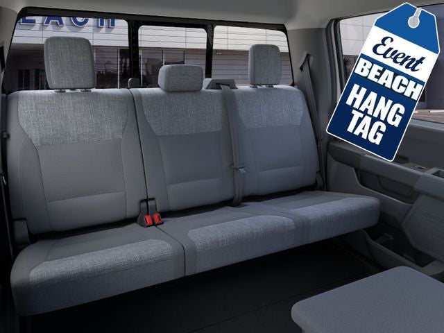2026 Ford F-250SD XLT Crew Cab Pickup Slide 9