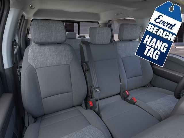 2026 Ford F-250SD XLT Crew Cab Pickup Slide 8