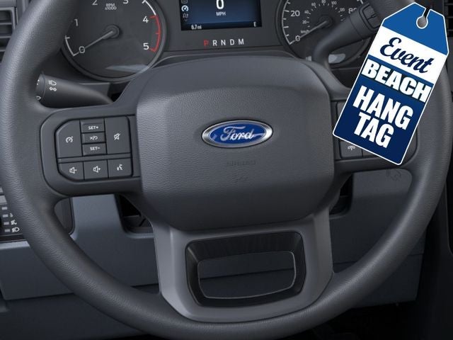 2026 Ford F-250SD XLT Crew Cab Pickup Slide 10