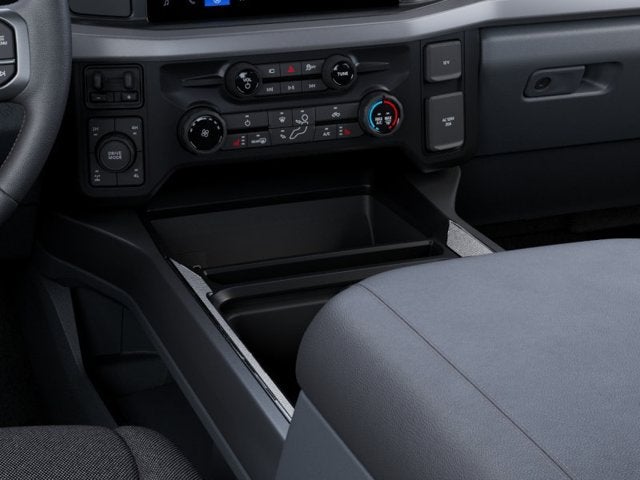 2027 Ford F-250SD XLT Crew Cab Pickup Slide 13