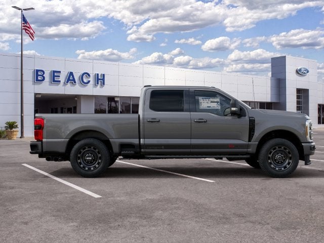 2027 Ford F-250SD XLT Crew Cab Pickup Slide 6