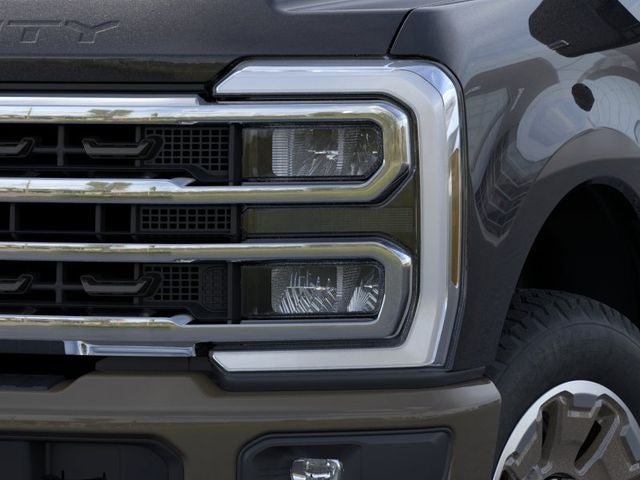 2026 Ford F-350SD KING RANCH Crew Cab Pickup Slide 16