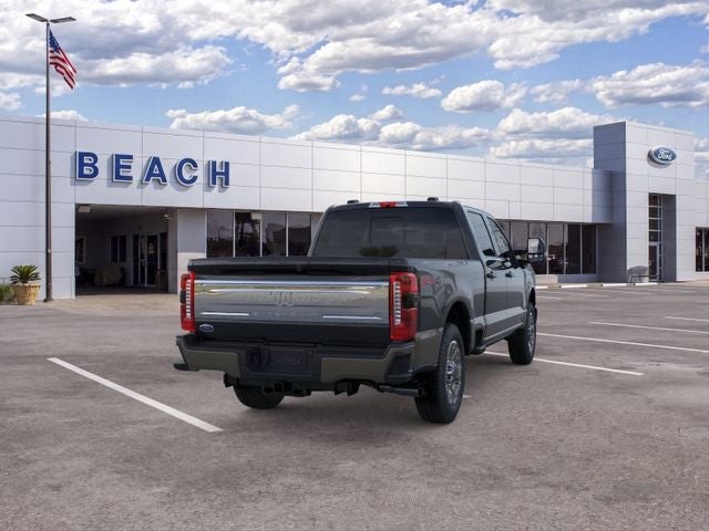 2026 Ford F-350SD KING RANCH Crew Cab Pickup Slide 6