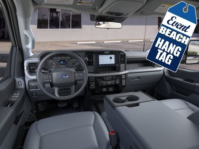 2026 Ford F-250SD XL Extended Cab Pickup Slide 7