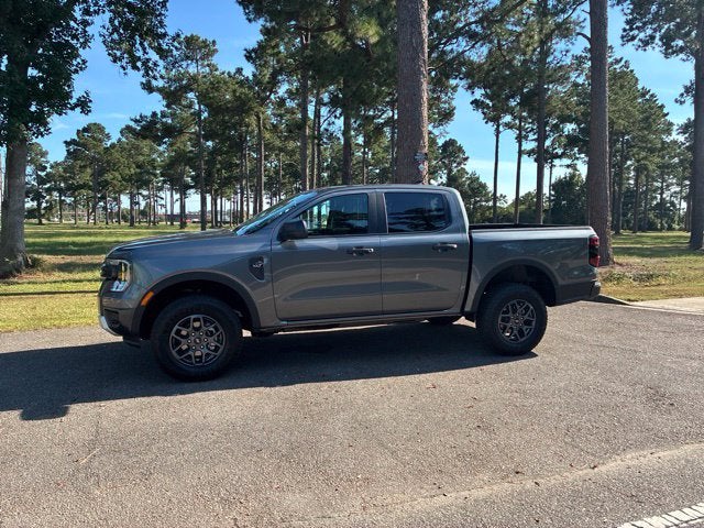 2026 Ford Ranger XLT Crew Cab Pickup Slide 4
