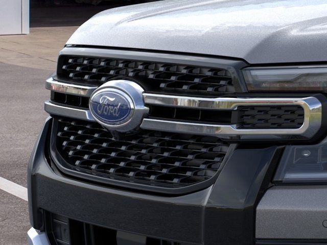2026 Ford Ranger LARIAT Crew Cab Pickup Slide 15