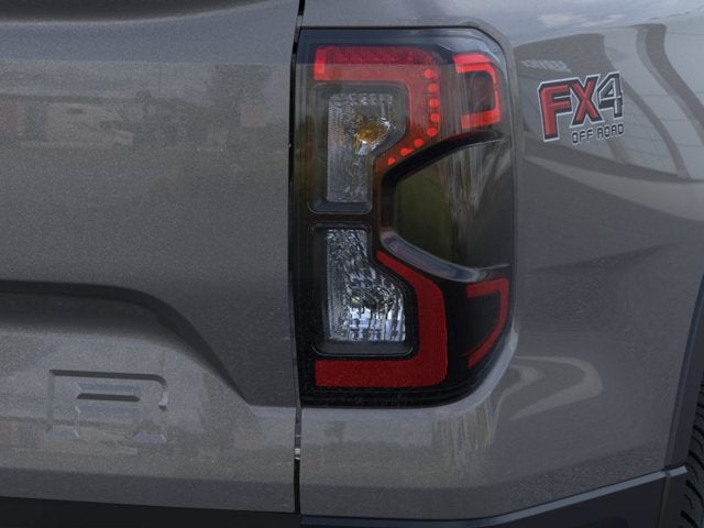 2026 Ford Ranger LARIAT Crew Cab Pickup Slide 19