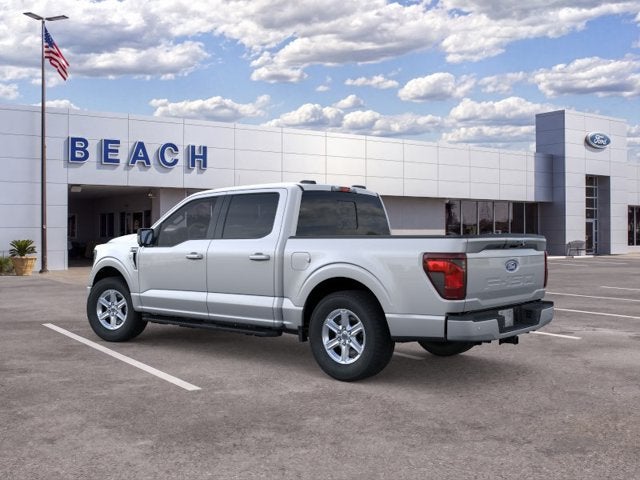 2026 Ford F-150 XLT Crew Cab Pickup Slide 3