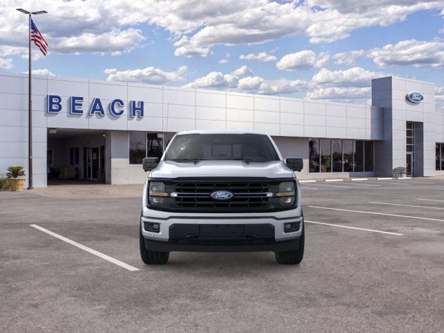 2026 Ford F-150 XLT Crew Cab Pickup Slide 5