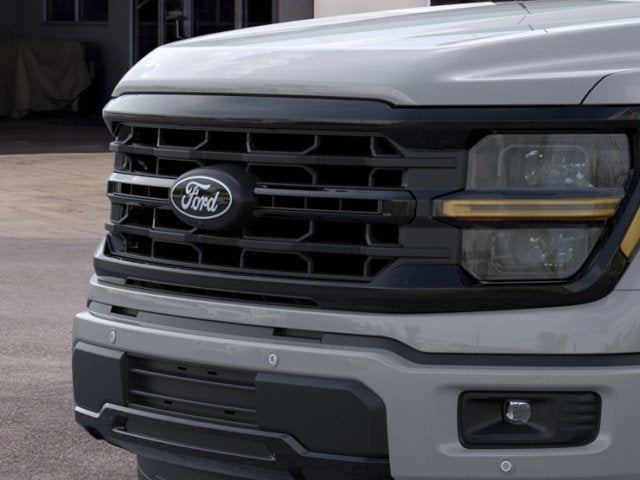 2026 Ford F-150 XLT Crew Cab Pickup Slide 15
