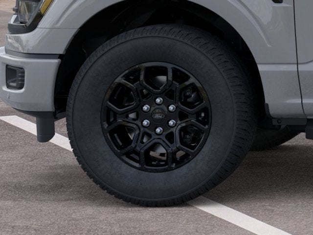 2026 Ford F-150 XLT Crew Cab Pickup Slide 17