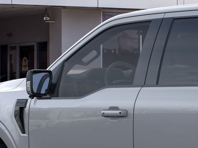 2026 Ford F-150 XLT Crew Cab Pickup Slide 18