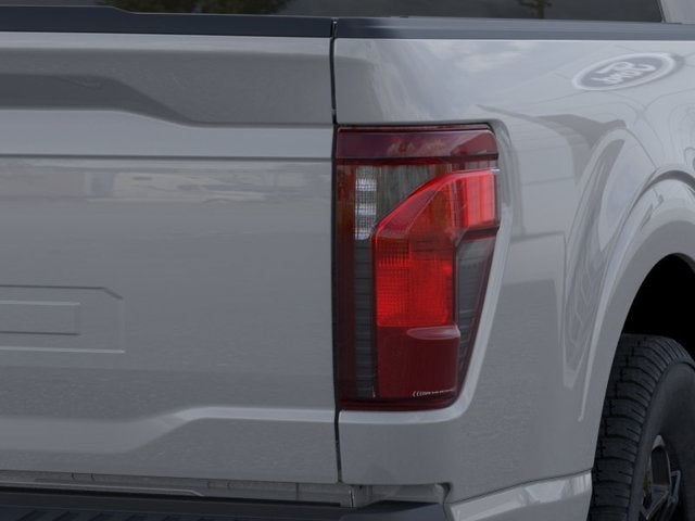 2026 Ford F-150 XLT Crew Cab Pickup Slide 19