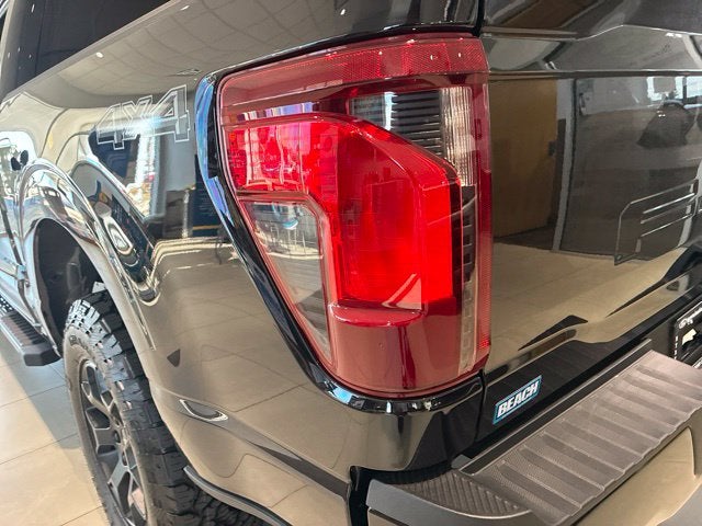 2026 Ford F-150 XLT DARK TRAIL ACCESSORY PKG. Crew Cab Pickup Slide 10