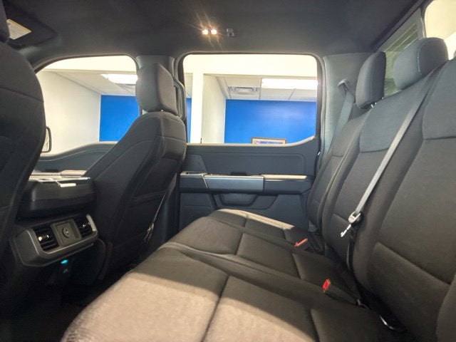 2026 Ford F-150 XLT DARK TRAIL ACCESSORY PKG. Crew Cab Pickup Slide 22