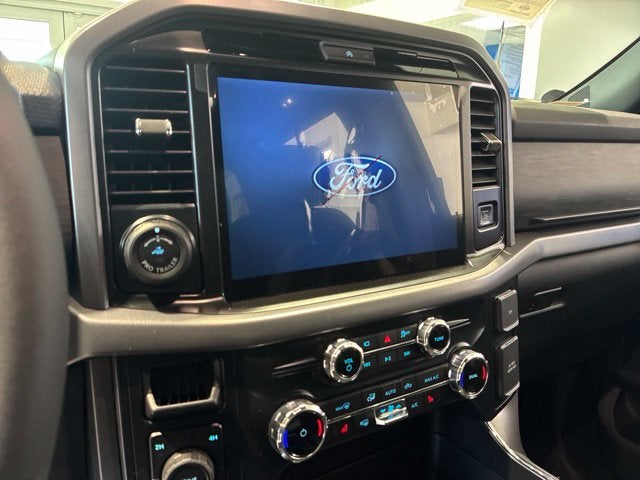2026 Ford F-150 XLT DARK TRAIL ACCESSORY PKG. Crew Cab Pickup Slide 30