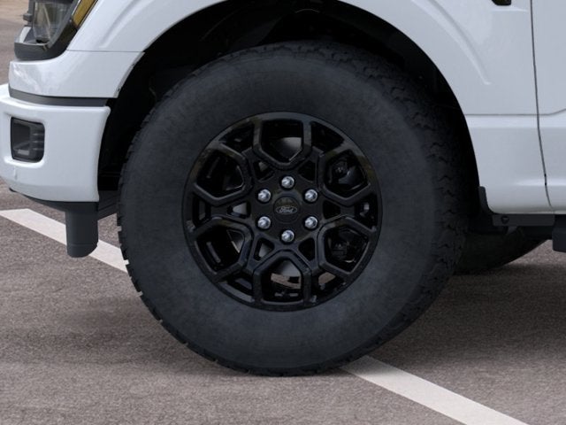 2026 Ford F-150 XLT Crew Cab Pickup Slide 17