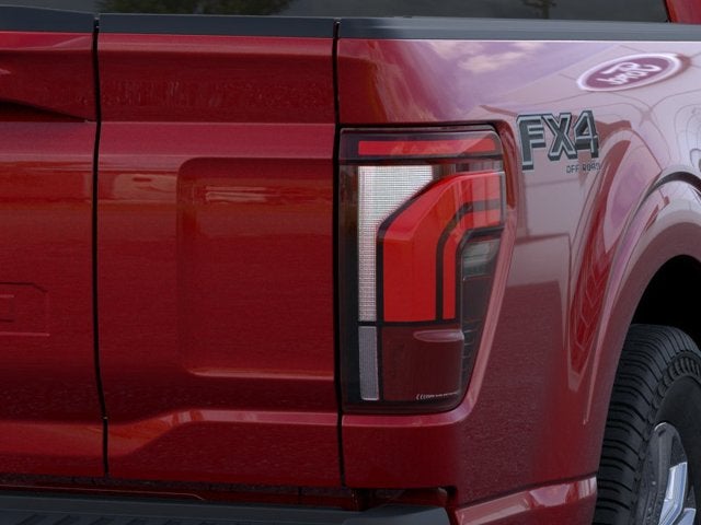 2026 Ford F-150 LARIAT Crew Cab Pickup Slide 19