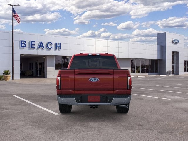 2026 Ford F-150 LARIAT Crew Cab Pickup Slide 4