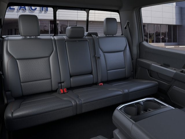 2026 Ford F-150 LARIAT Crew Cab Pickup Slide 9