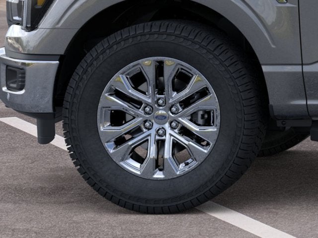 2026 Ford F-150 LARIAT Crew Cab Pickup Slide 17