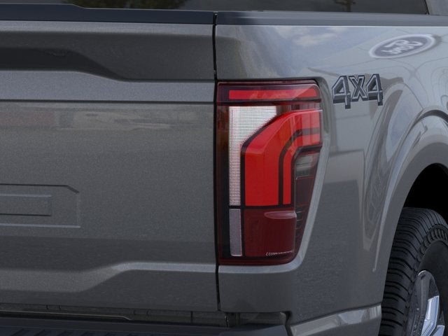 2026 Ford F-150 LARIAT Crew Cab Pickup Slide 19