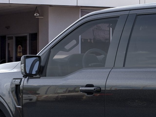 2026 Ford F-150 PLATINUM Crew Cab Pickup Slide 18