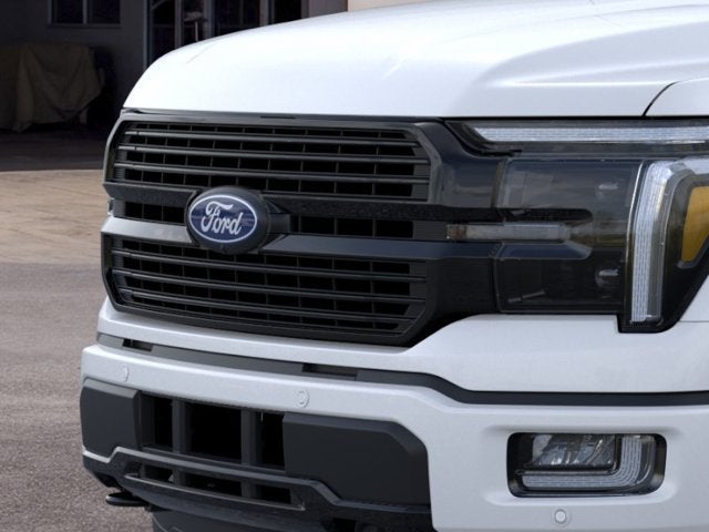 2026 Ford F-150 PLATINUM Crew Cab Pickup Slide 15