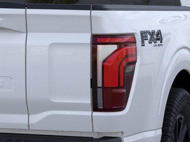 2026 Ford F-150 PLATINUM Crew Cab Pickup Slide 19