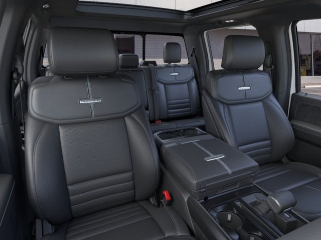 2026 Ford F-150 PLATINUM Crew Cab Pickup Slide 8