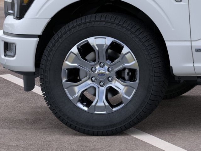 2026 Ford F-150 PLATINUM Crew Cab Pickup Slide 17