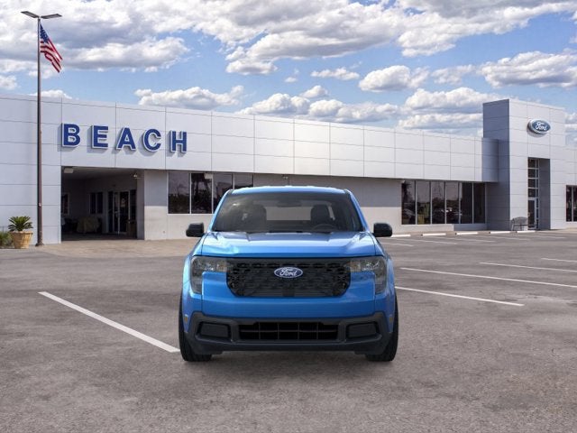 2026 Ford Maverick XLT Crew Cab Pickup Slide 4
