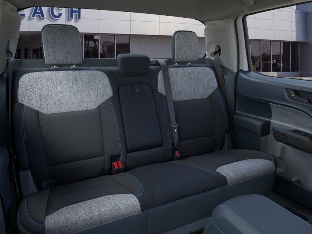 2026 Ford Maverick XLT Crew Cab Pickup Slide 9