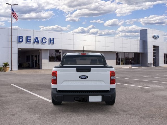 2026 Ford Maverick XLT Crew Cab Pickup Slide 3