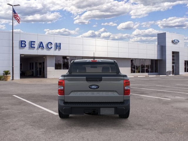 2026 Ford Maverick XLT Crew Cab Pickup Slide 3