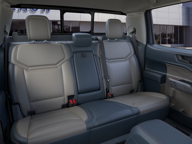 2026 Ford Maverick LARIAT Crew Cab Pickup Slide 9