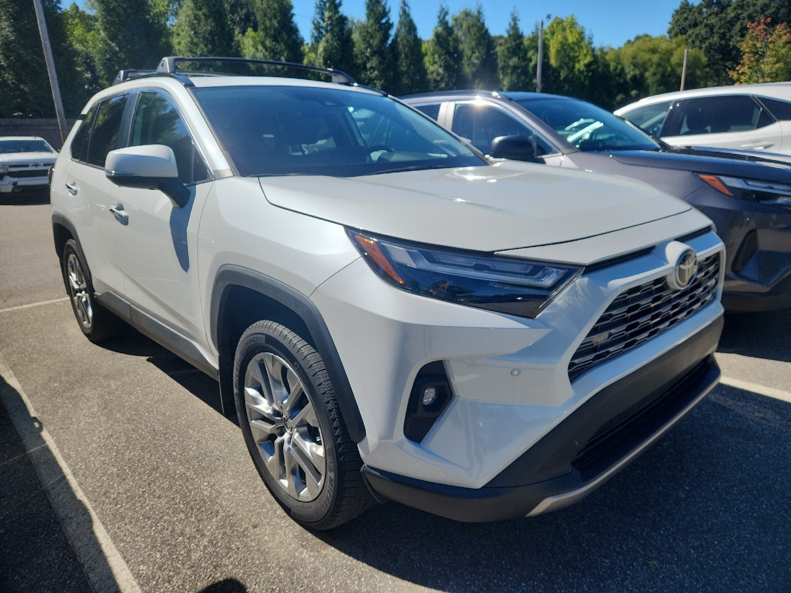  2024 Toyota RAV4 Limited FWD   