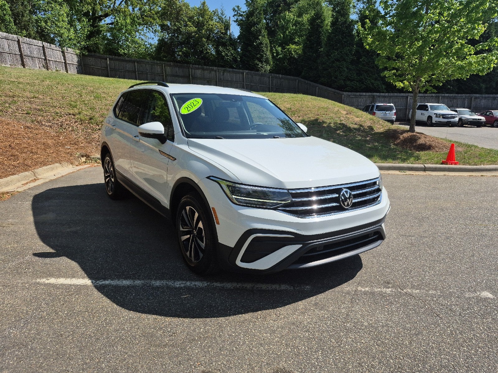Pure White 2023 Volkswagen Tiguan S FWD SUV / Crossover Front-Wheel Drive Automatic