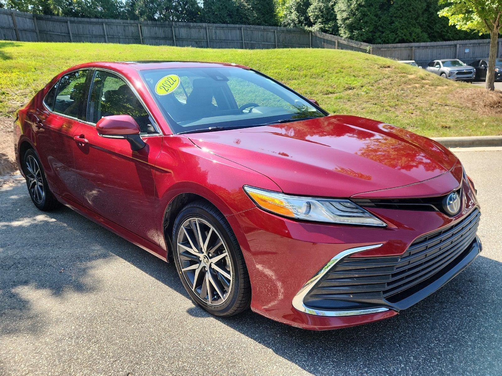 Red (Ruby Flare Pearl) 2022 Toyota Camry Hybrid Sedan Front-Wheel Drive Automatic