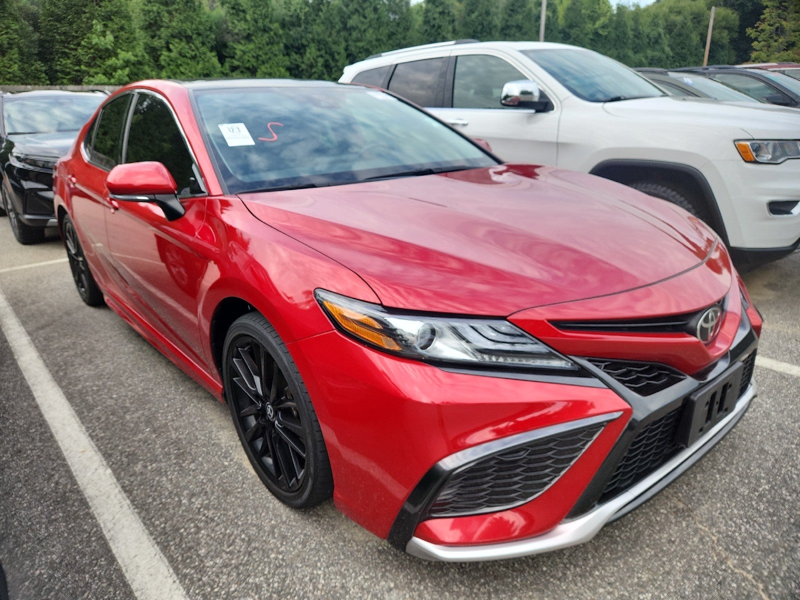 Supersonic Red 2022 Toyota Camry Sedan Front-Wheel Drive Automatic