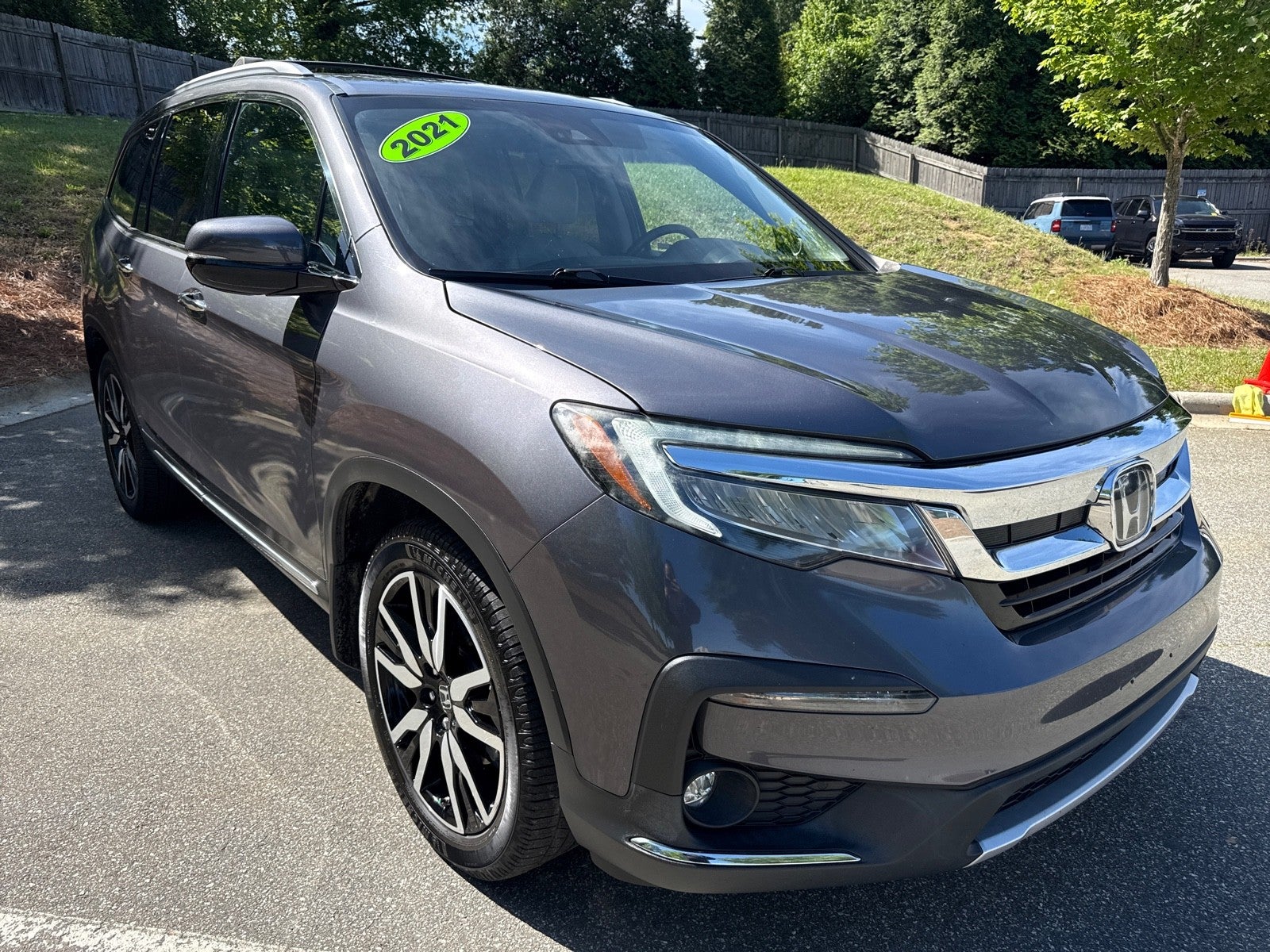 Gray (Modern Steel Metallic) 2021 Honda Pilot Elite AWD SUV / Crossover All-Wheel Drive Automatic