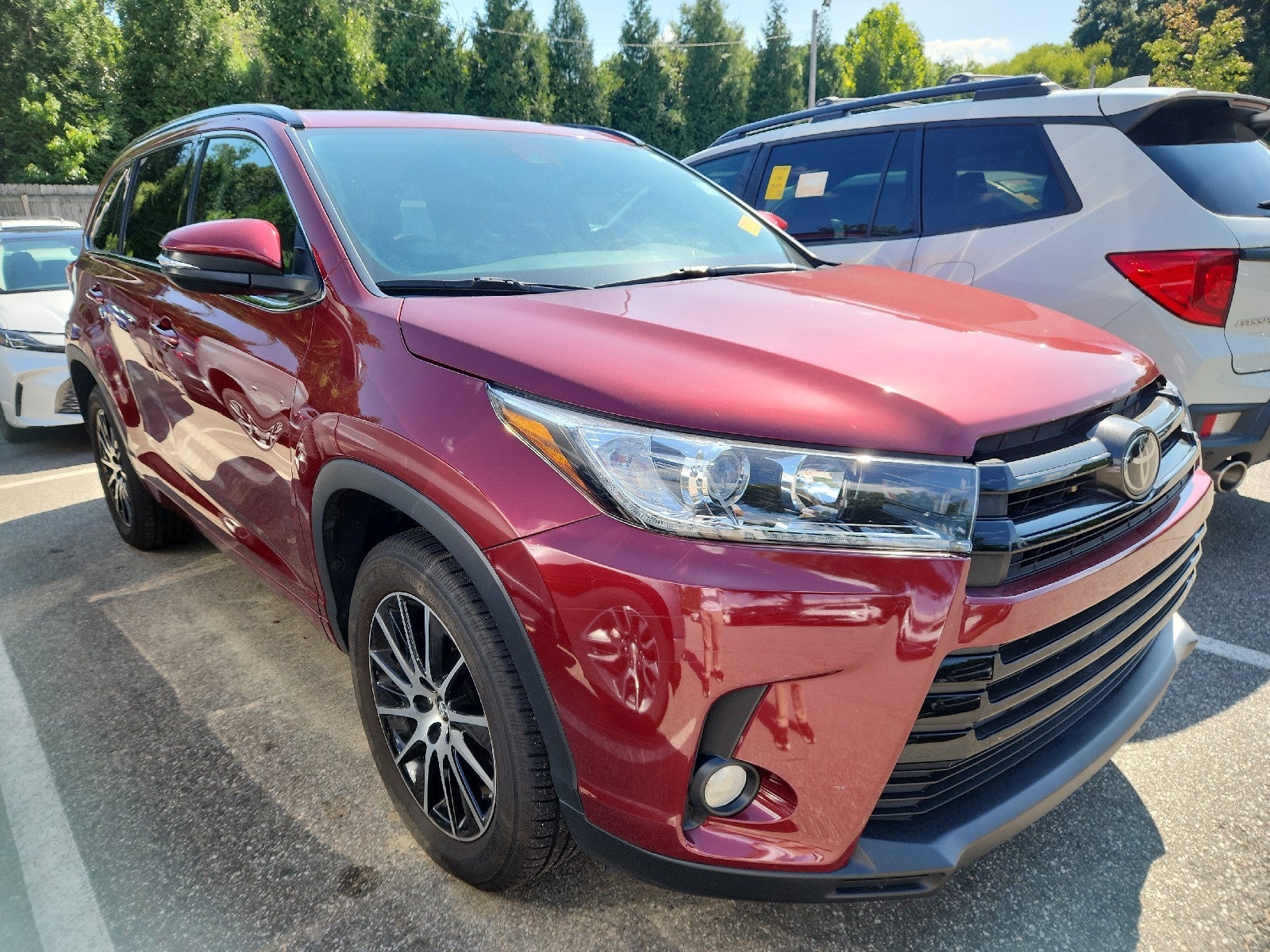 Salsa Red Pearl 2018 Toyota Highlander SUV / Crossover Front-Wheel Drive Automatic