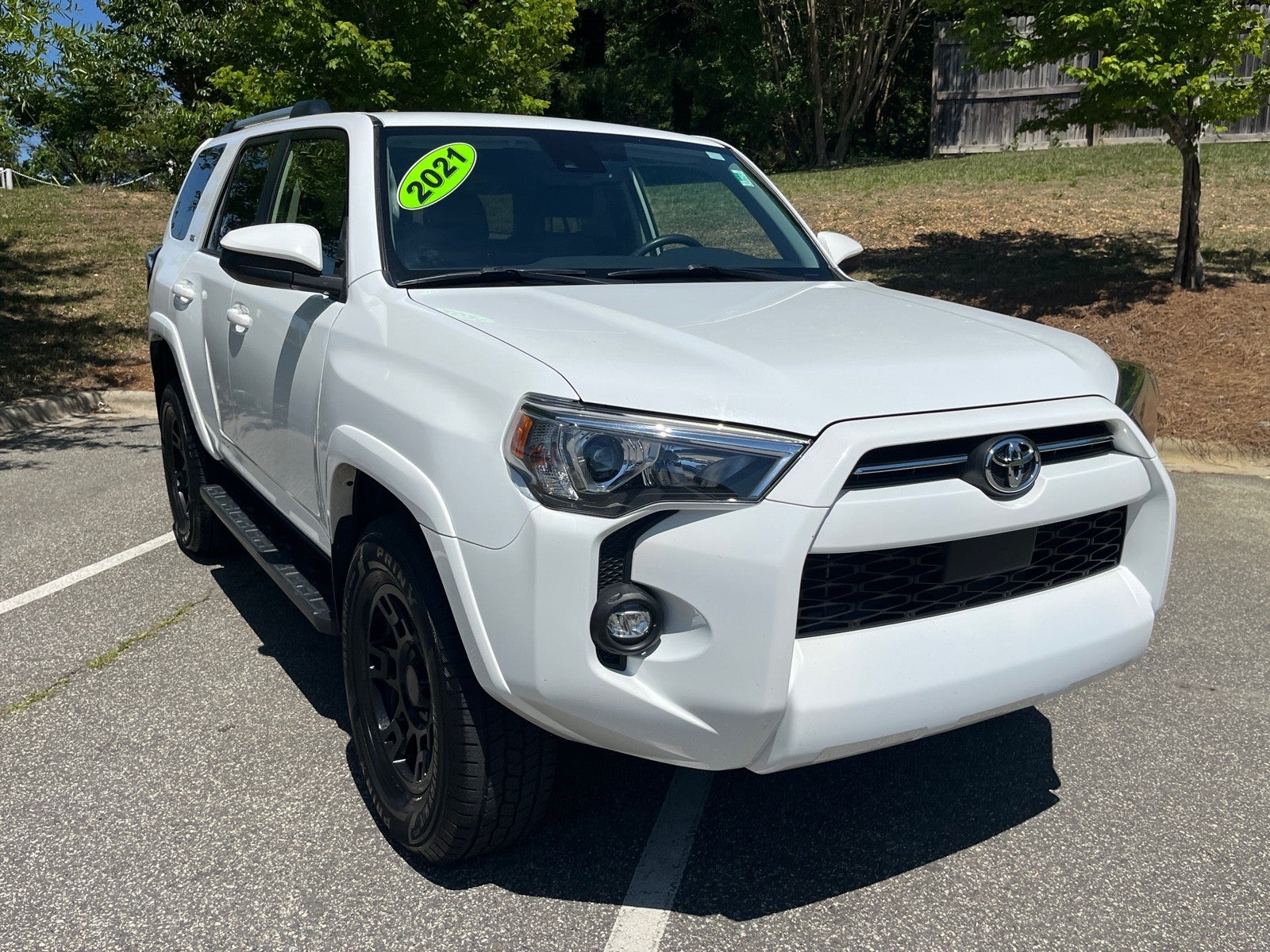 Super White 2021 Toyota 4Runner SR5 4WD SUV / Crossover Four-Wheel Drive Automatic